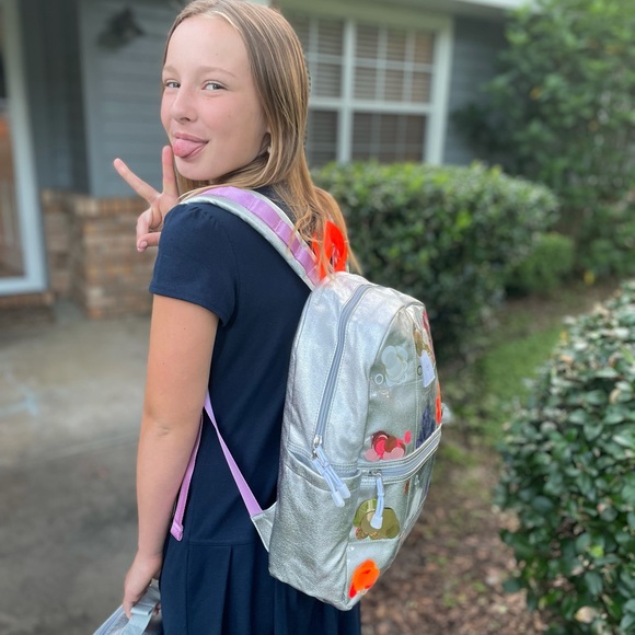 Meet your Posher, Niki - Picture 10 of 15